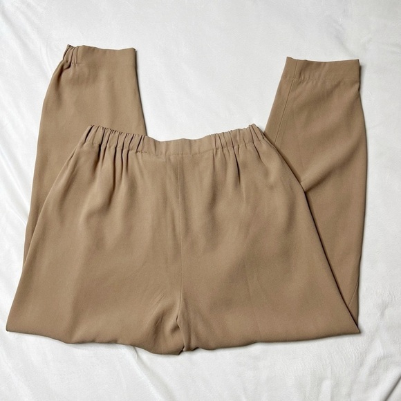Aritzia Babaton Dexter Pant Starboard Tan Trouser Business Casual Elastic Waist - Picture 4 of 10